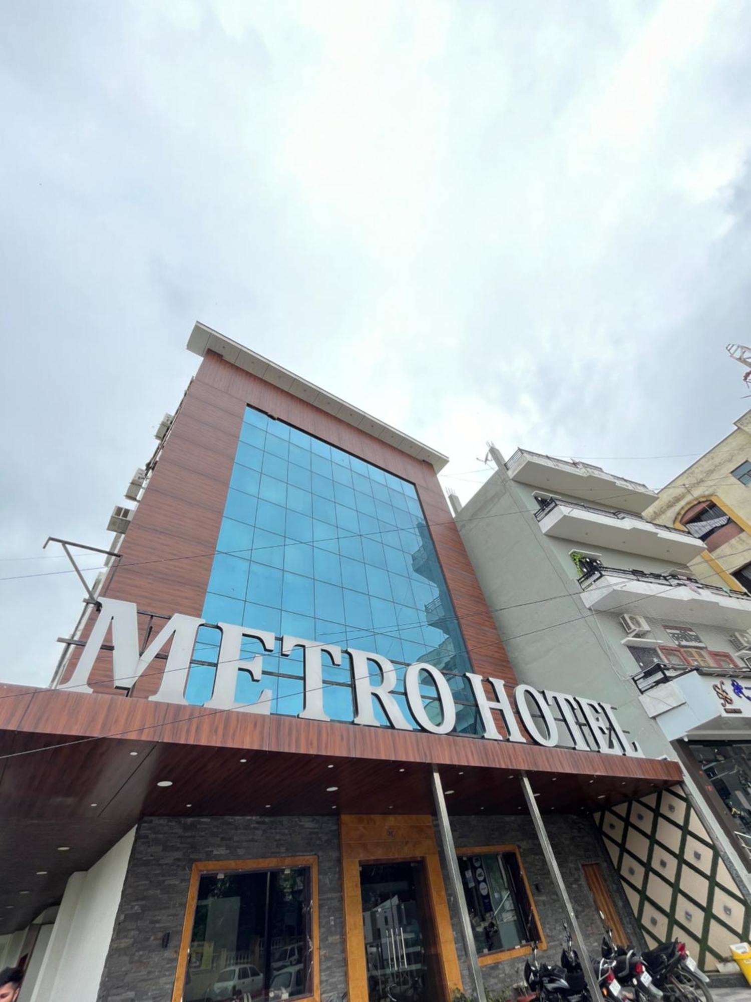 Metro Hotel Nathdwara , 500Mtr 10Min Walking From Shreenathji Temple 966O9O1Oo6 Exterior foto