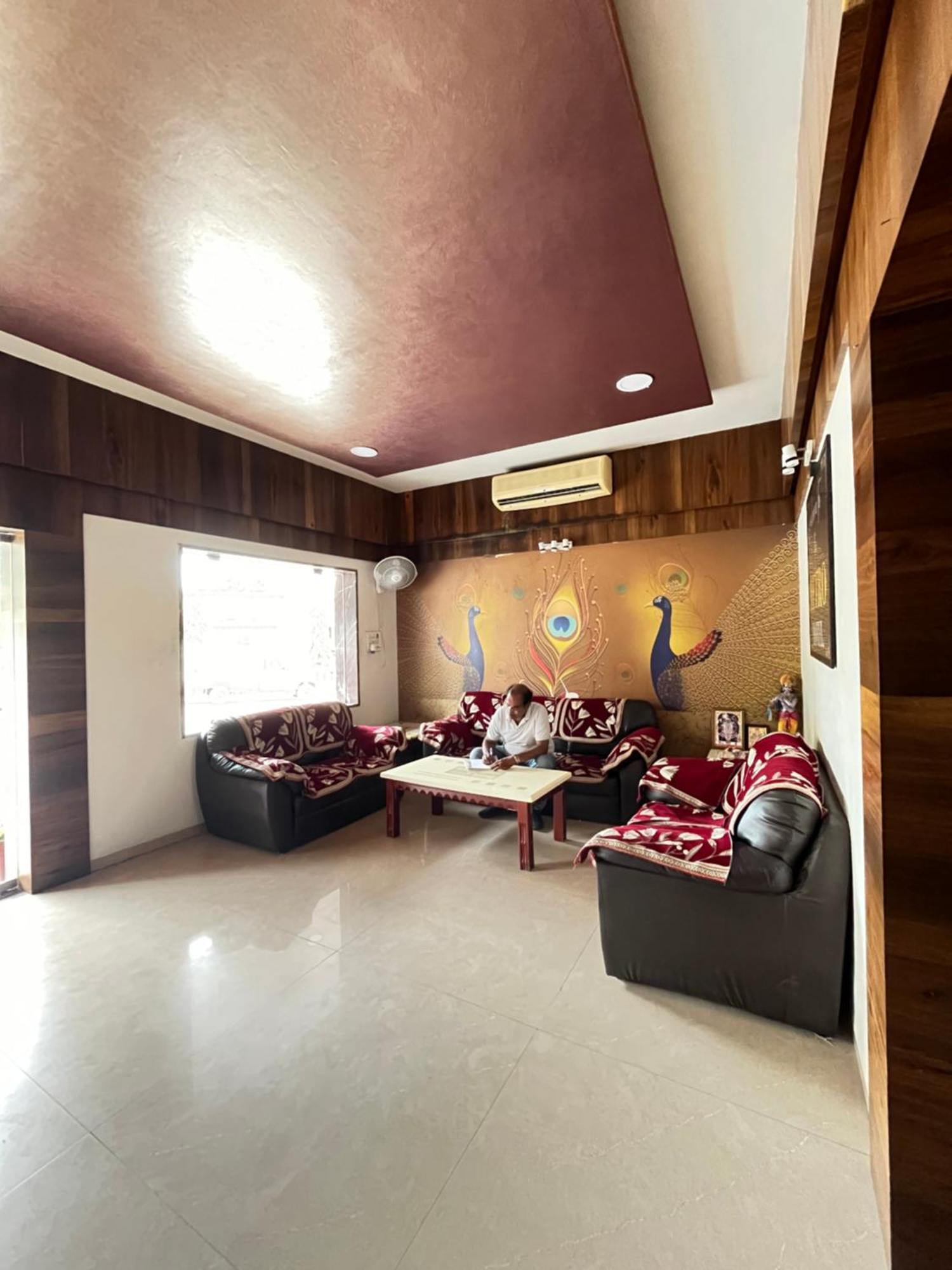 Metro Hotel Nathdwara , 500Mtr 10Min Walking From Shreenathji Temple 966O9O1Oo6 Exterior foto