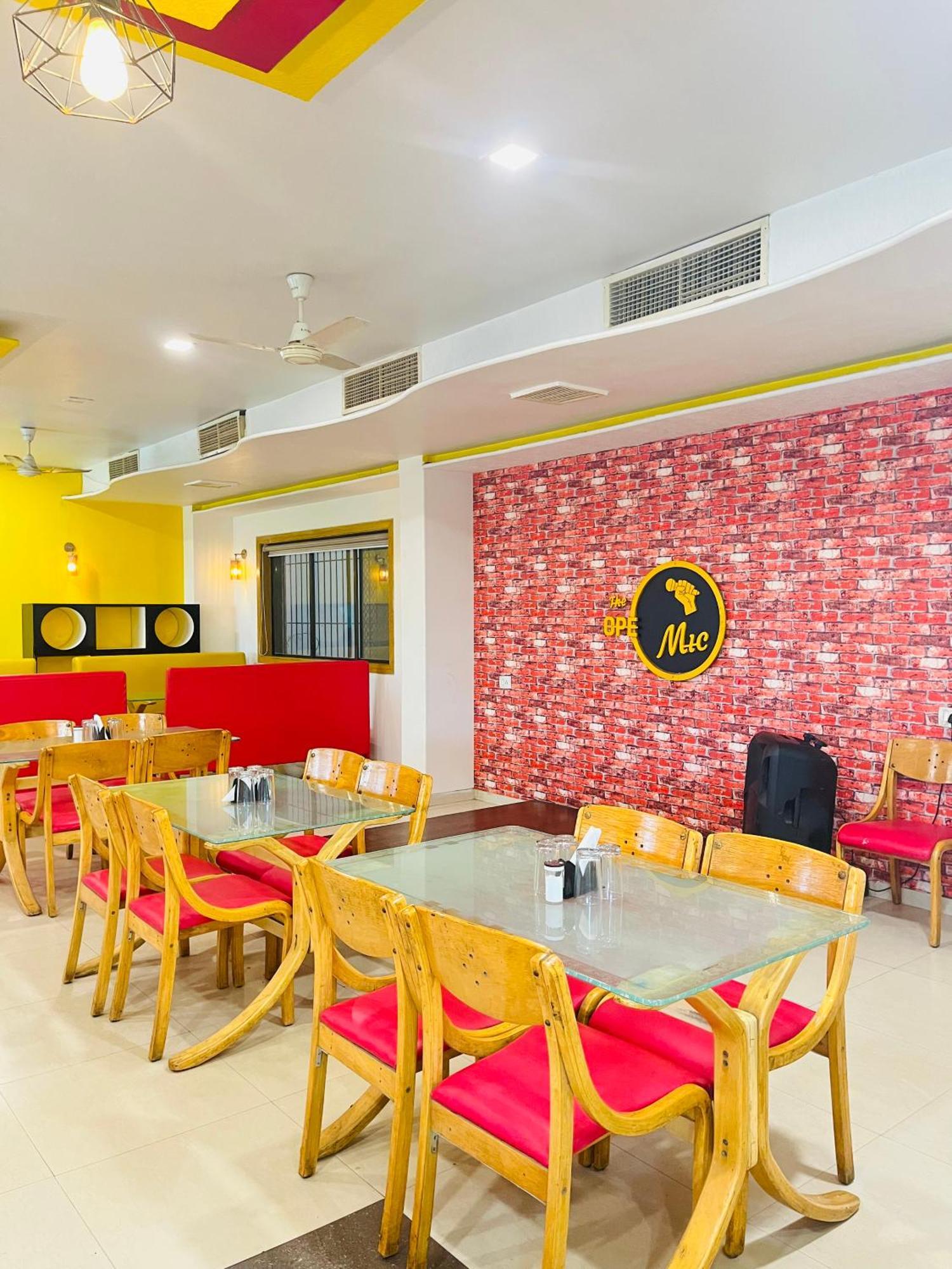Metro Hotel Nathdwara , 500Mtr 10Min Walking From Shreenathji Temple 966O9O1Oo6 Exterior foto