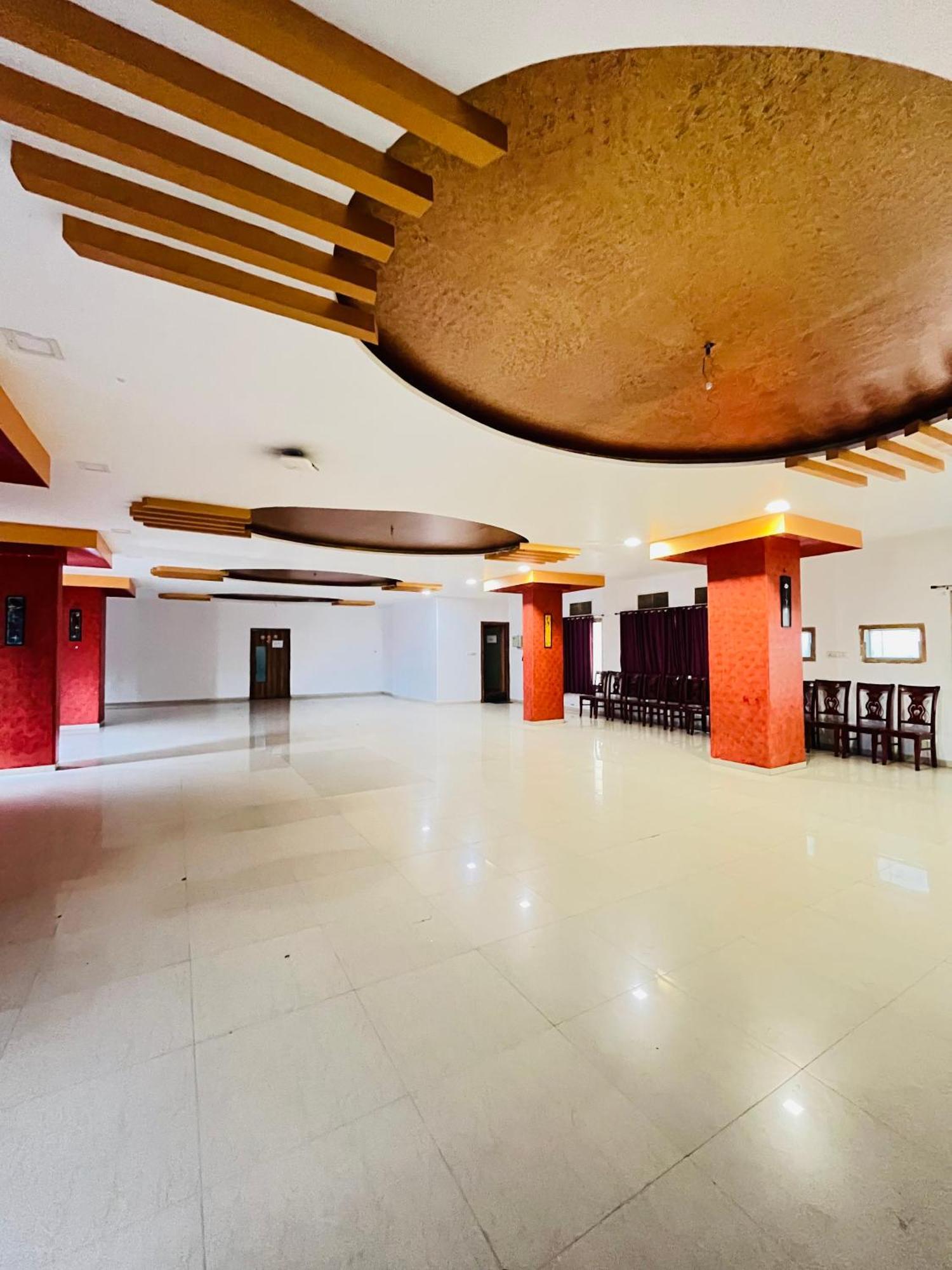 Metro Hotel Nathdwara , 500Mtr 10Min Walking From Shreenathji Temple 966O9O1Oo6 Exterior foto