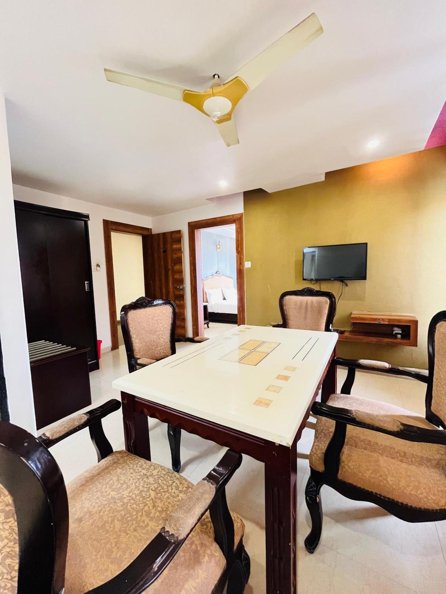 Metro Hotel Nathdwara , 500Mtr 10Min Walking From Shreenathji Temple 966O9O1Oo6 Exterior foto