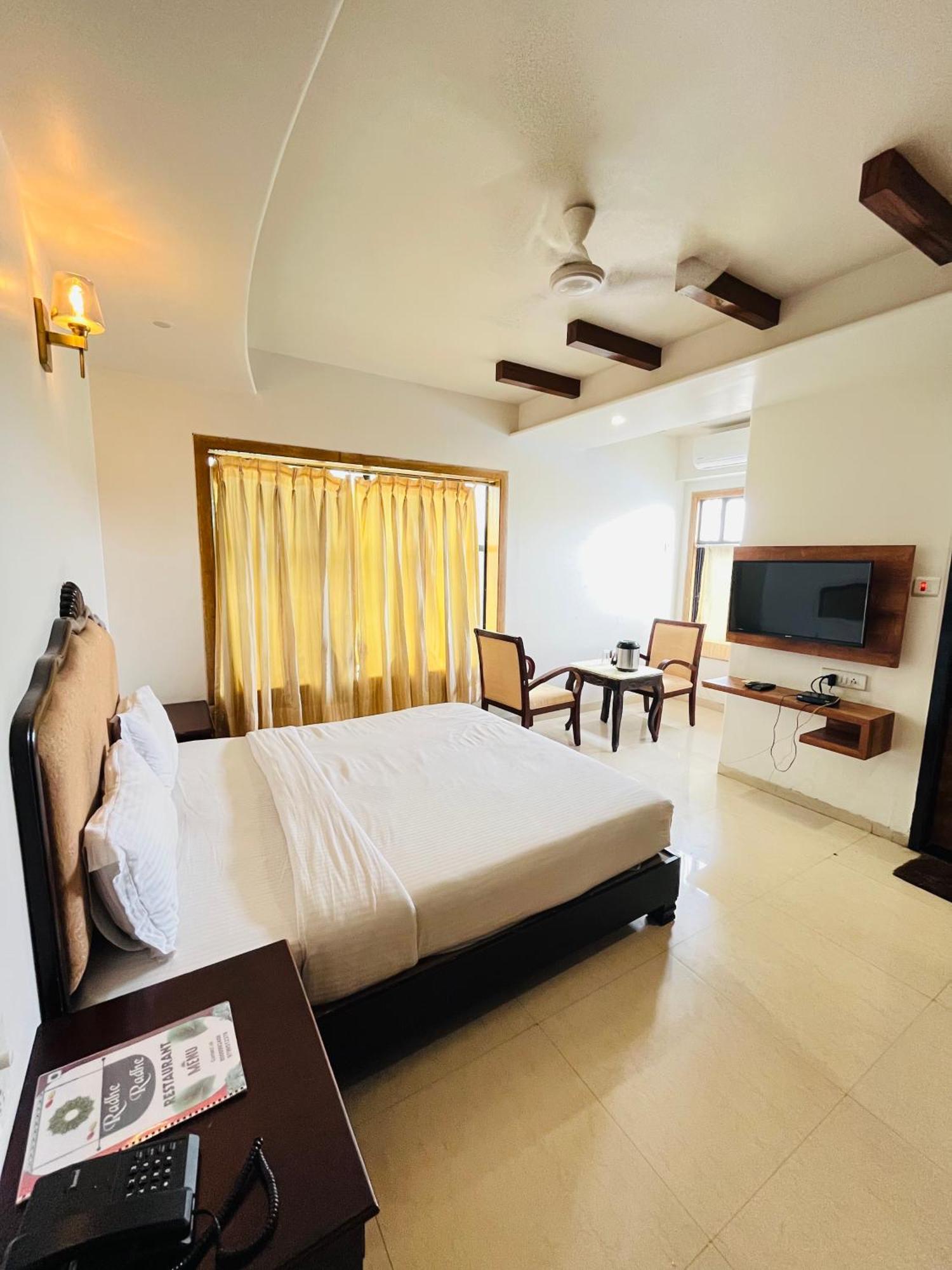 Metro Hotel Nathdwara , 500Mtr 10Min Walking From Shreenathji Temple 966O9O1Oo6 Exterior foto