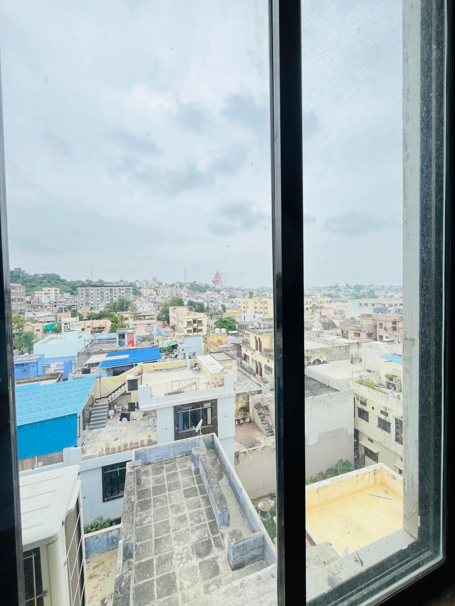 Metro Hotel Nathdwara , 500Mtr 10Min Walking From Shreenathji Temple 966O9O1Oo6 Exterior foto