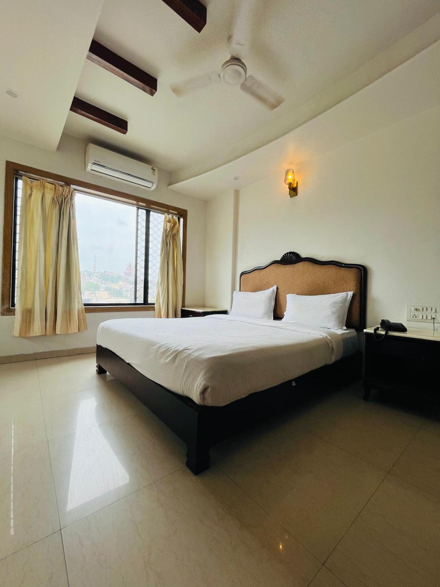 Metro Hotel Nathdwara , 500Mtr 10Min Walking From Shreenathji Temple 966O9O1Oo6 Exterior foto