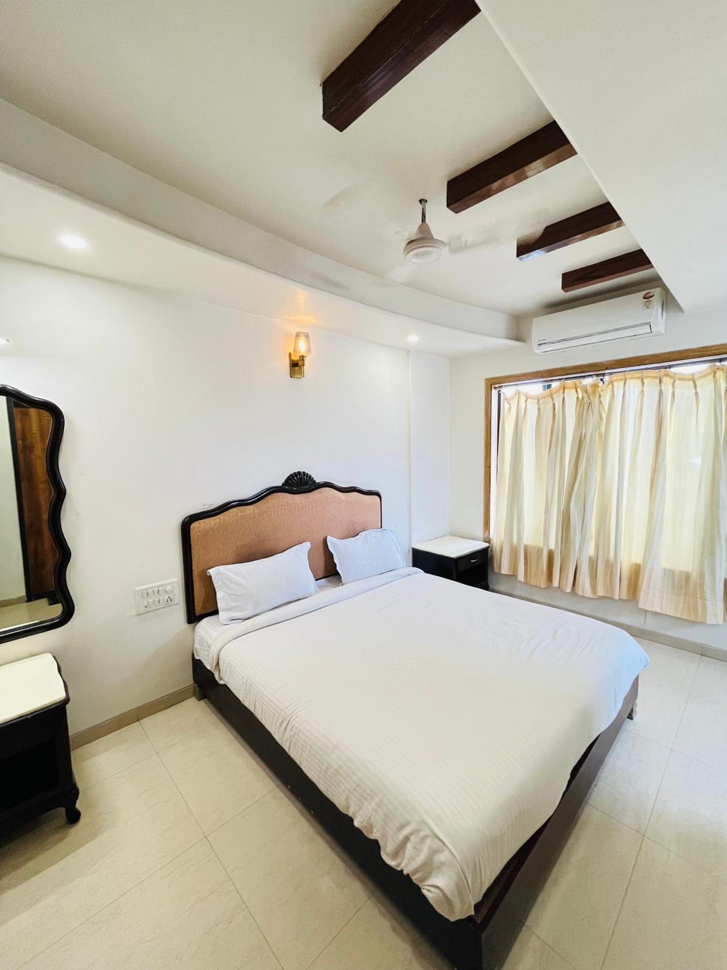 Metro Hotel Nathdwara , 500Mtr 10Min Walking From Shreenathji Temple 966O9O1Oo6 Exterior foto