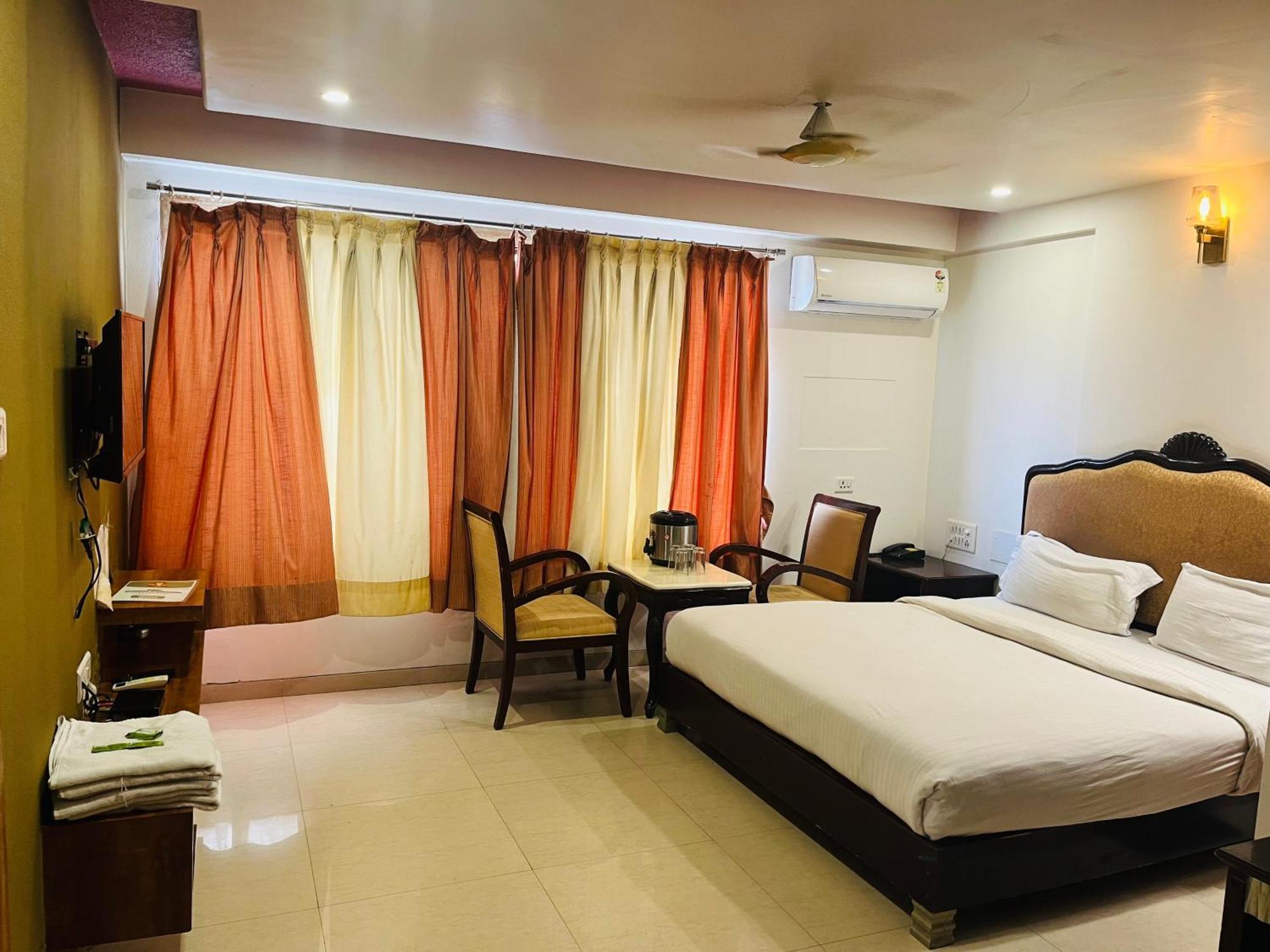 Metro Hotel Nathdwara , 500Mtr 10Min Walking From Shreenathji Temple 966O9O1Oo6 Exterior foto