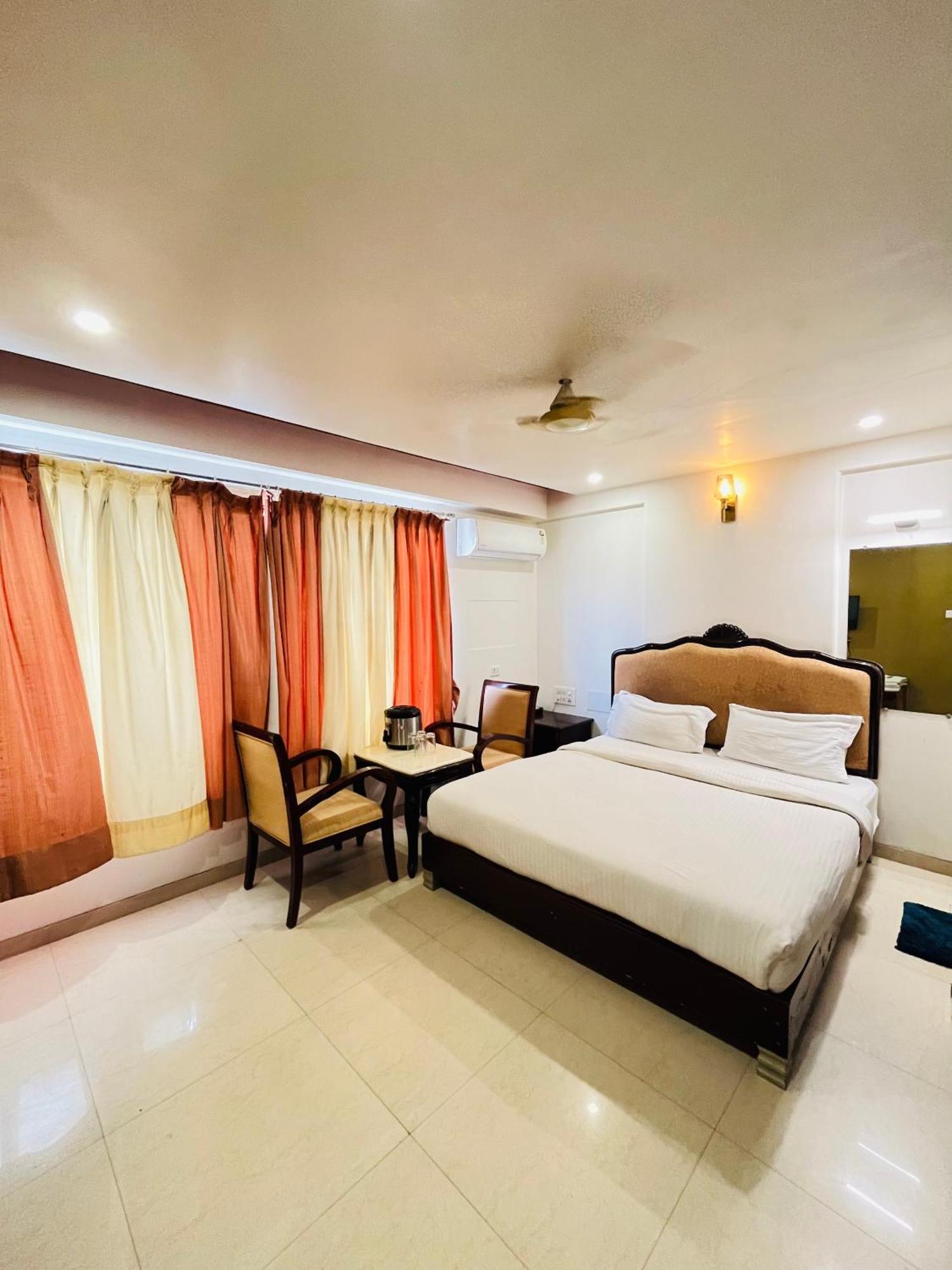 Metro Hotel Nathdwara , 500Mtr 10Min Walking From Shreenathji Temple 966O9O1Oo6 Exterior foto